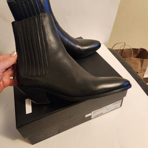 Saint Laurent's West Chelsea boots size 38 BNWB - Picture 6 of 13